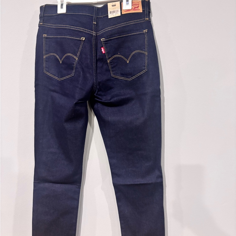 NWT Levi’s 311 Shaping Skinny Jeans 29x30 Medium Wash Tummy Slimming - Picture 3 of 9